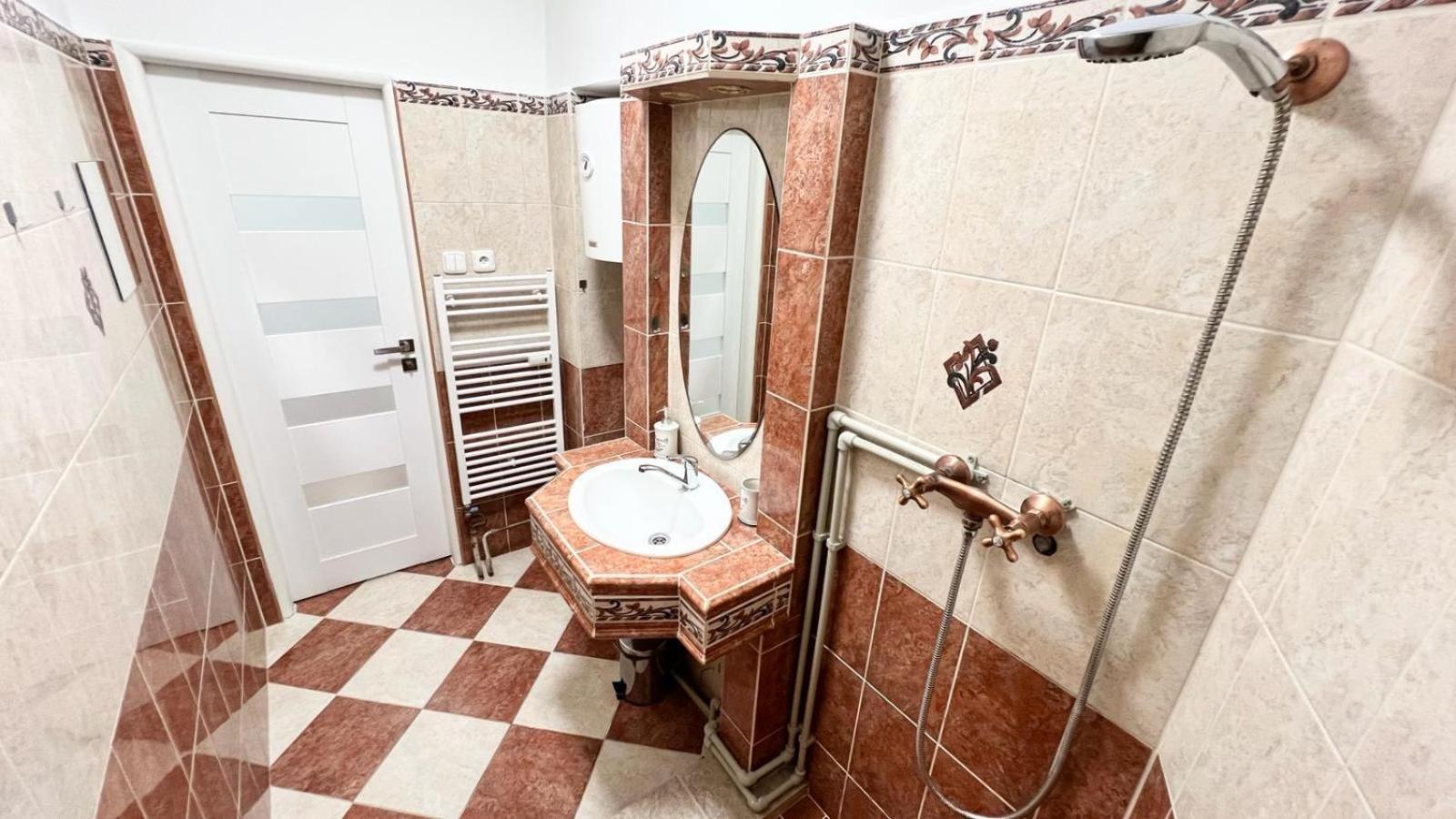 U Radnice, 3 Apartment
